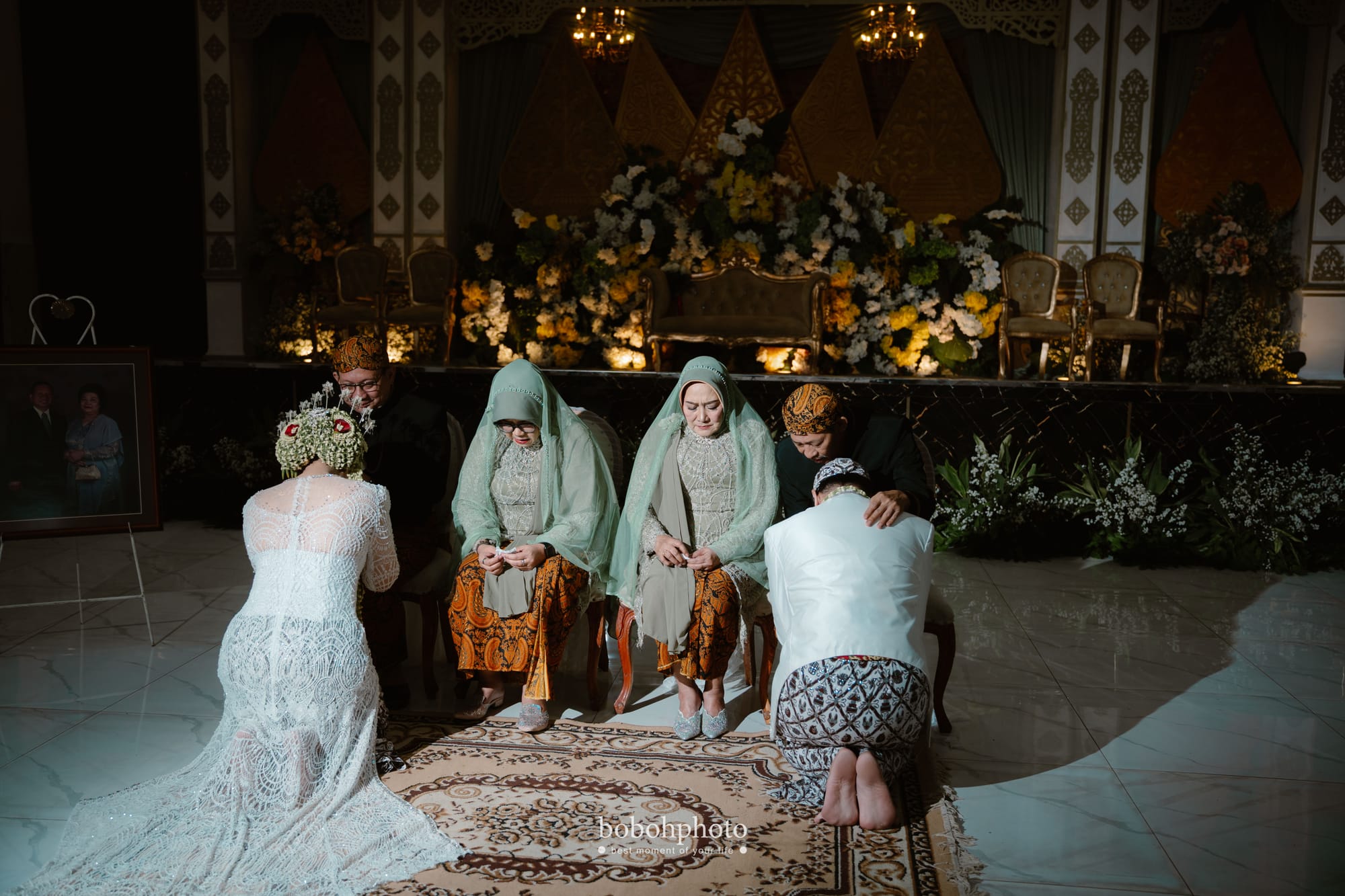 Resty & Hidayat: sungkeman
