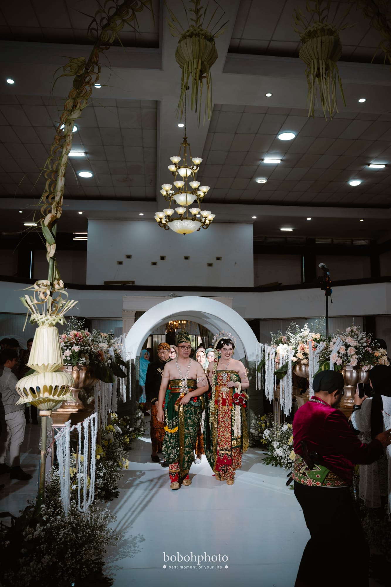 Resty & Hidayat: kirab pengantin