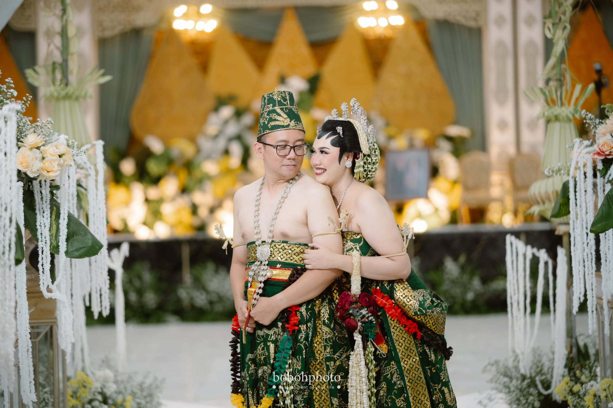 Resty & Hidayat: pengantin basahan
