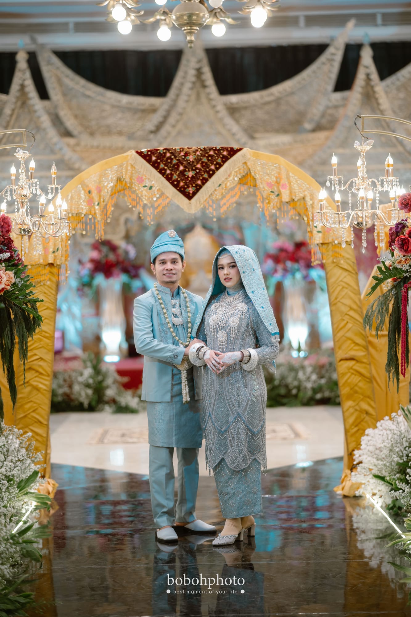 Nabila & Faisal: pengantin berbusana akad biru muda